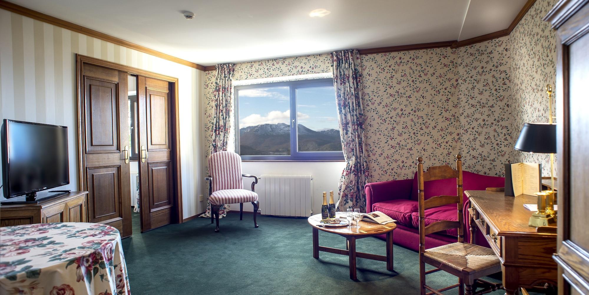 Las Hayas Ushuaia Resort מראה חיצוני תמונה